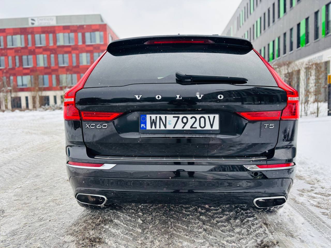 2021 Volvo XC60 INSCRIPTN